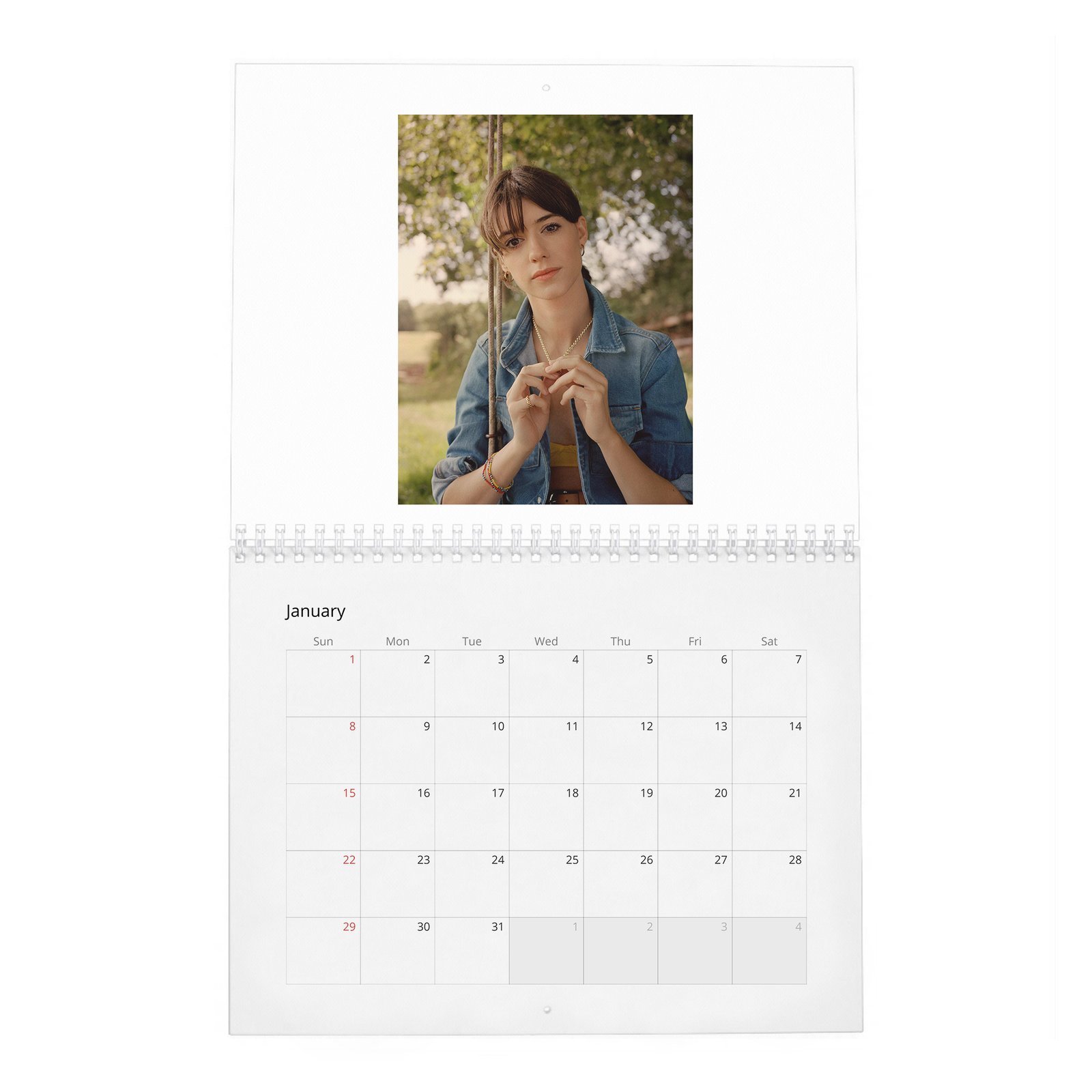 Daisy Edgar-Jones - Modern Love 2027 Wall Calendar