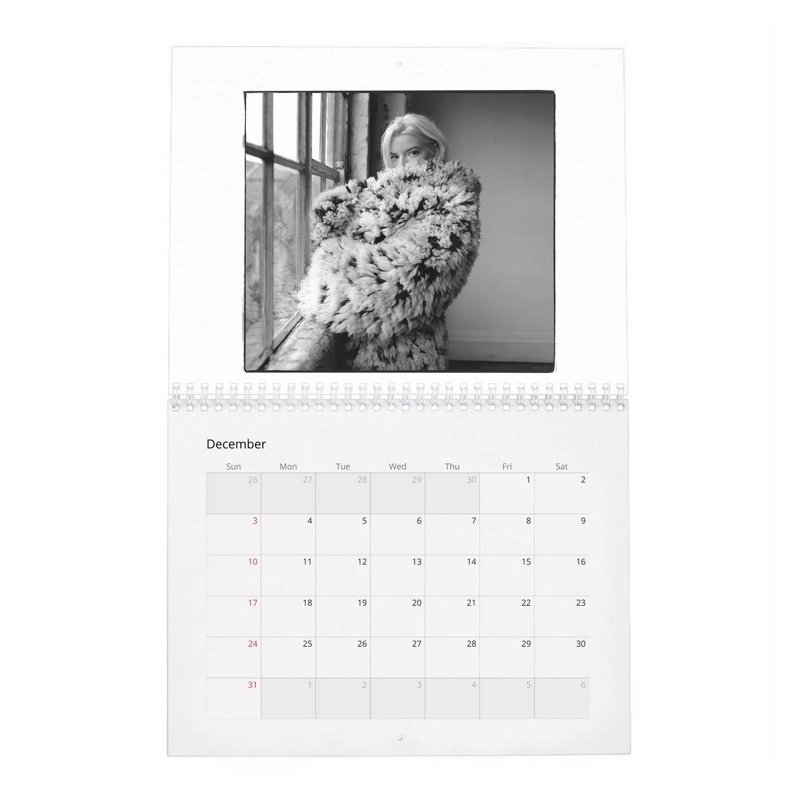 Anya Taylor-Joy - Summer Of Love 2027 Wall Calendar