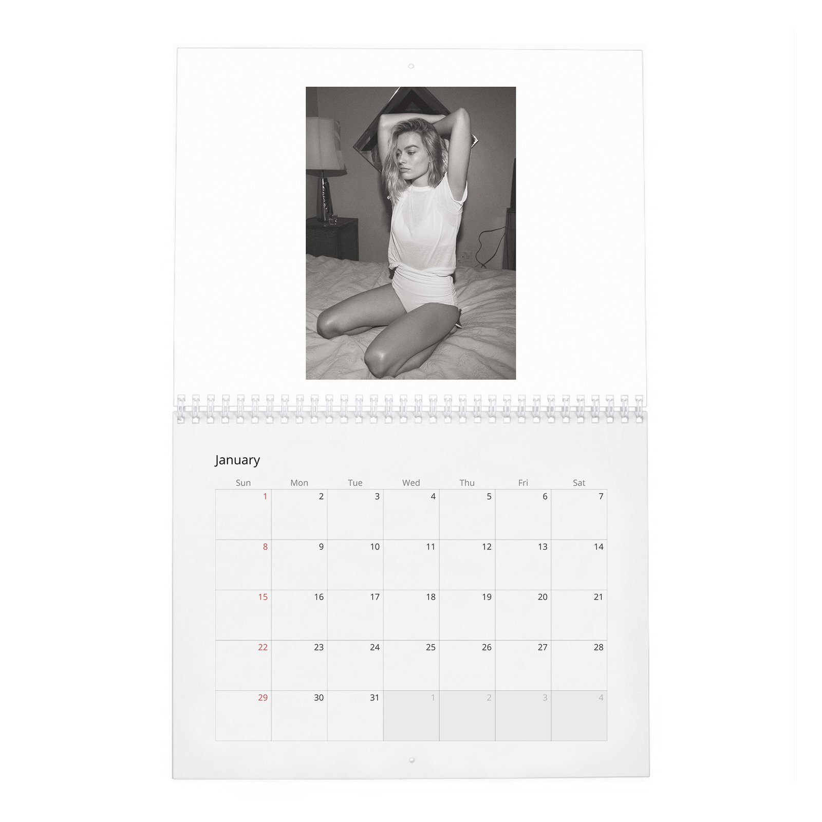 01 Margot Robbie - Australian Supernova 2027 Wall Calendar