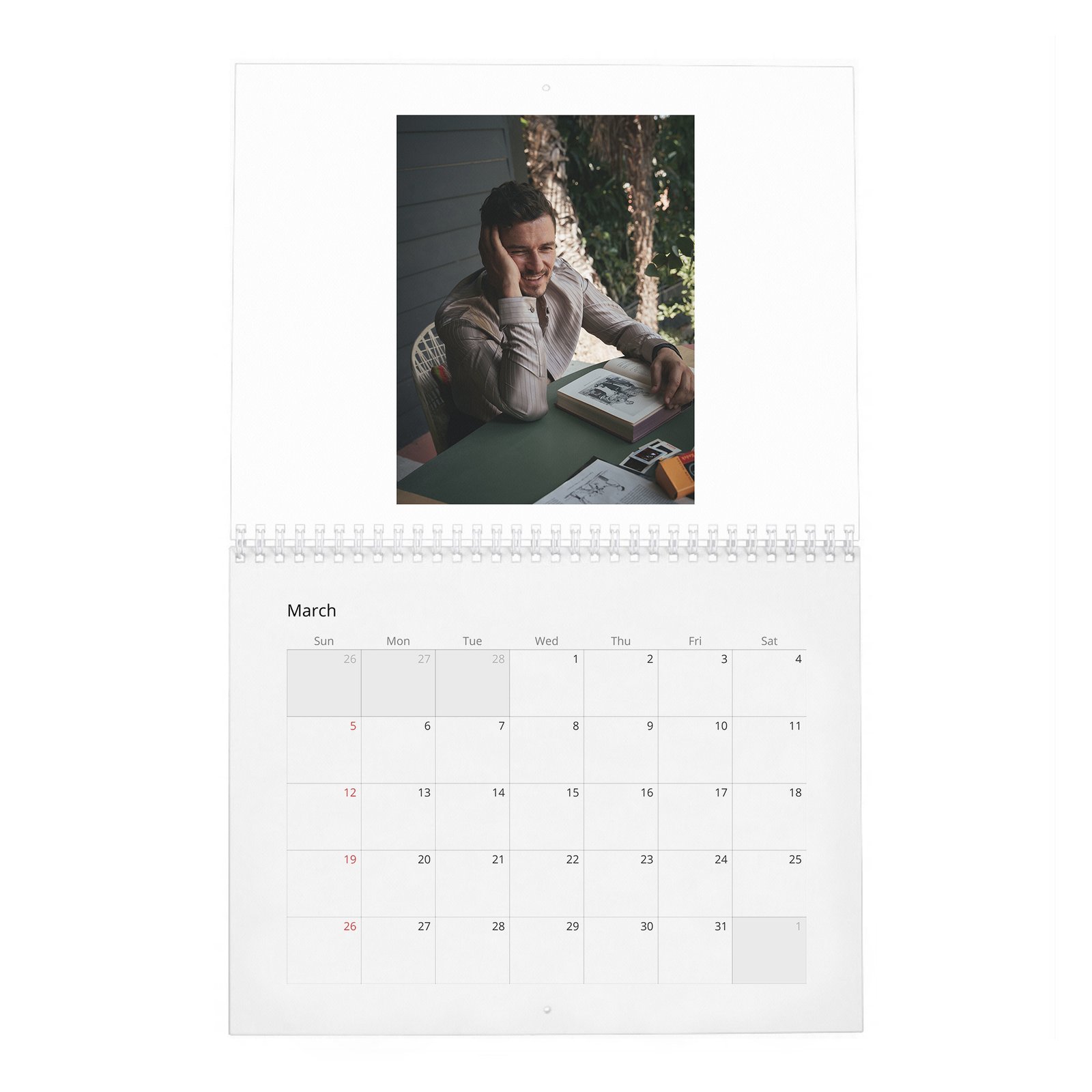 03 Orlando Bloom - Flaunt 2027 Wall Calendar