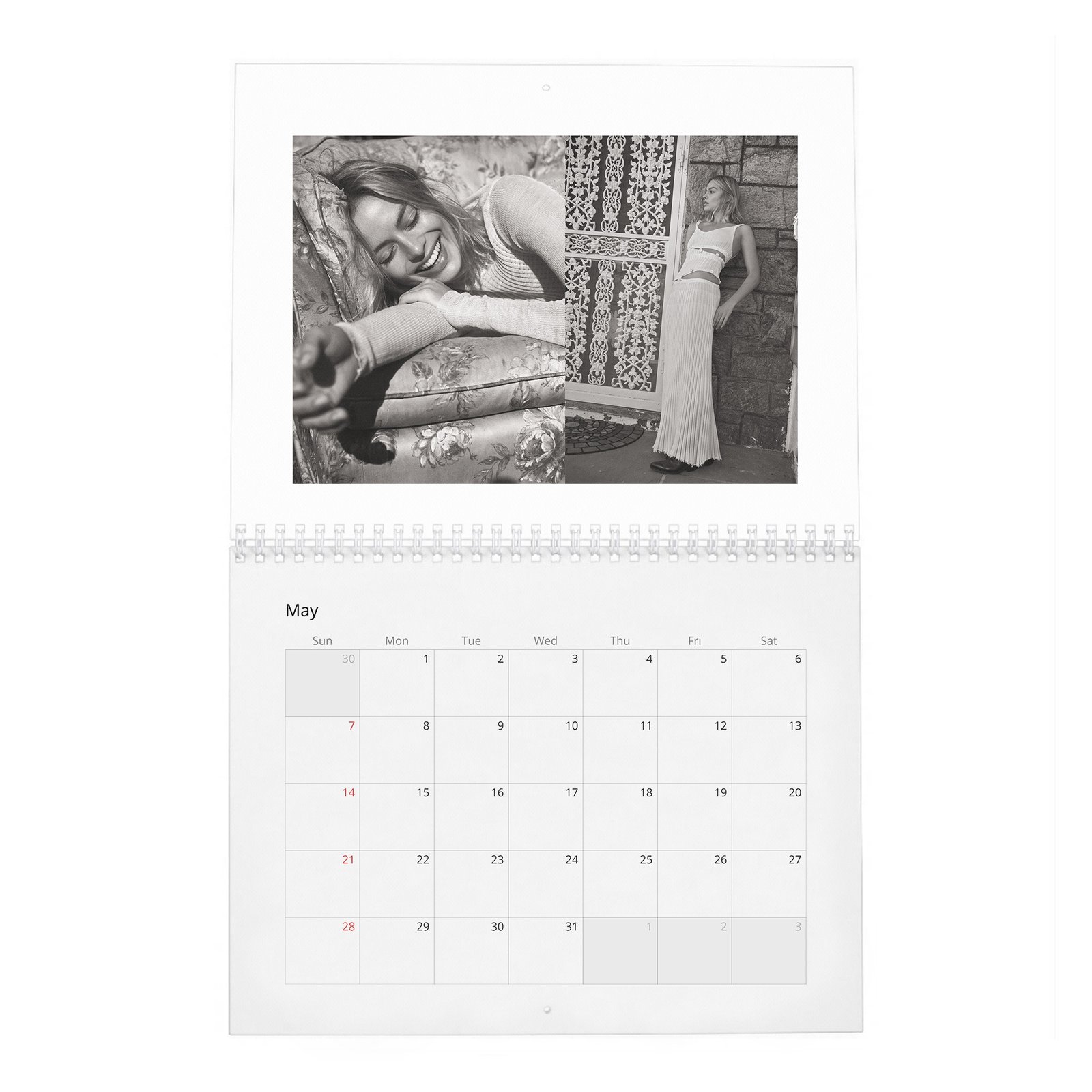 05 Margot Robbie - Australian Supernova 2027 Wall Calendar