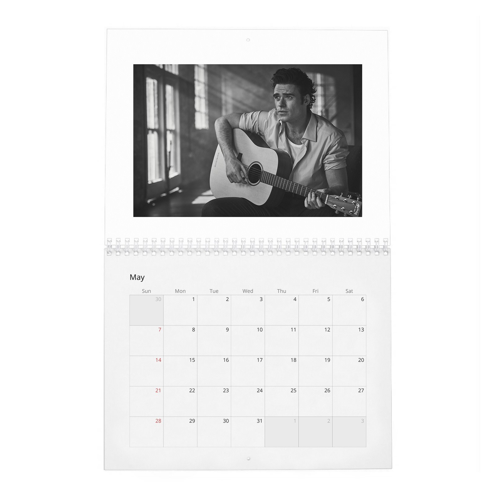 05 Richard Madden - Off-Duty With 2027 Wall Calendar