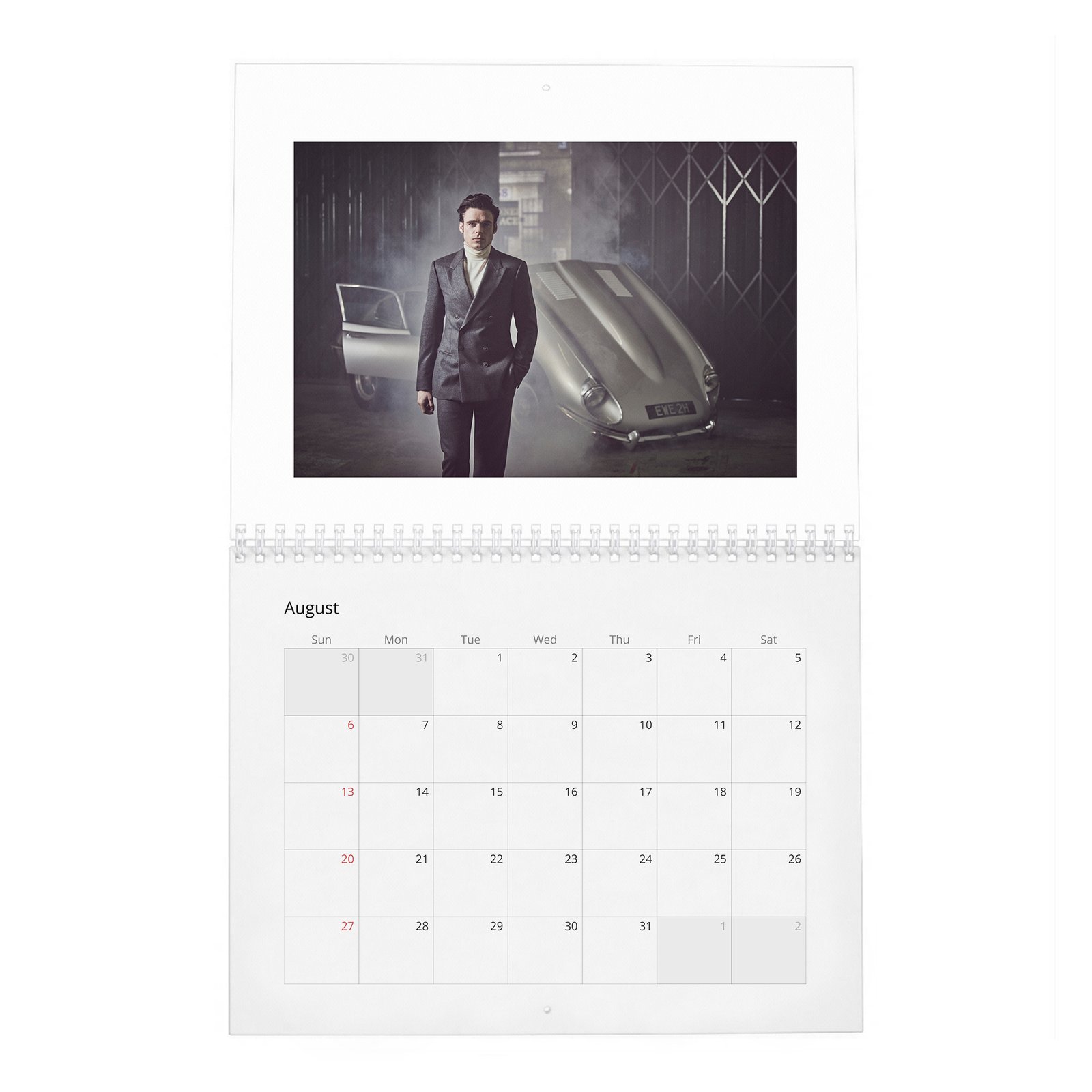 08 Richard Madden - Off-Duty With 2027 Wall Calendar