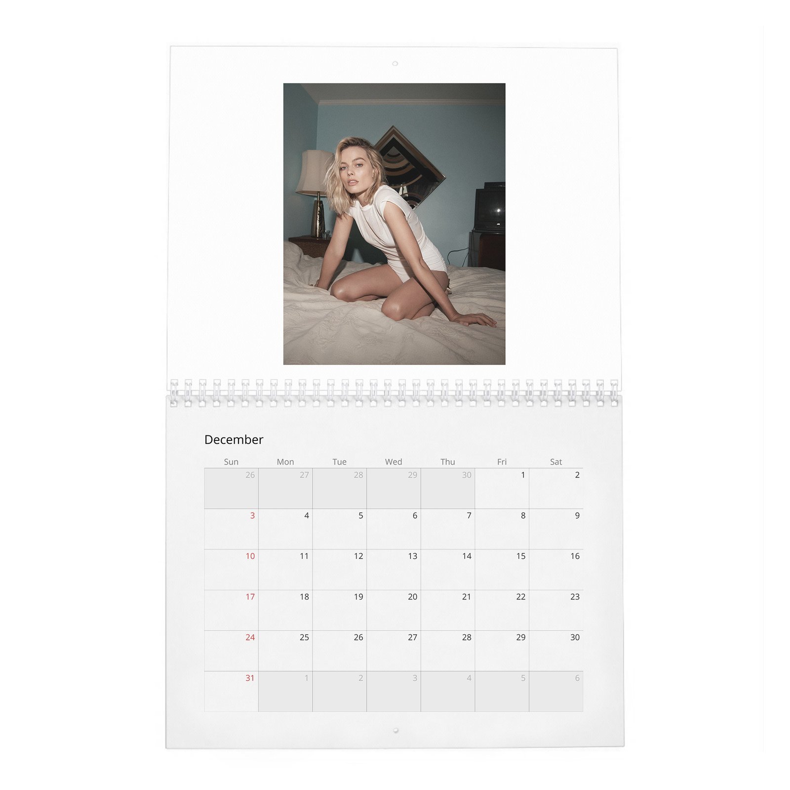 12 Margot Robbie - Australian Supernova 2027 Wall Calendar